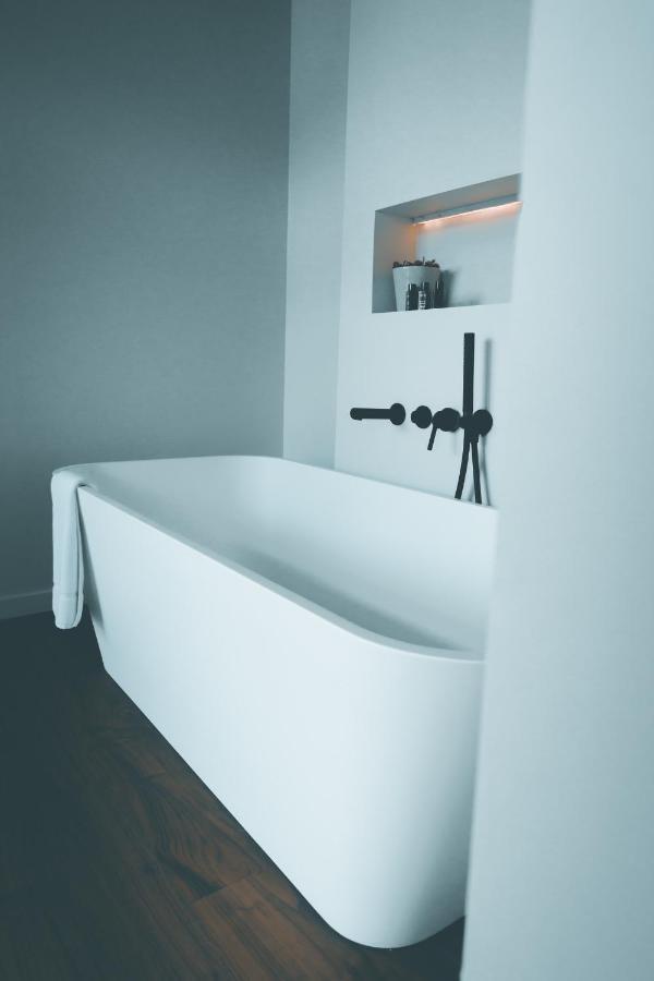 Nocturne Apartment Brugge Bagian luar foto
